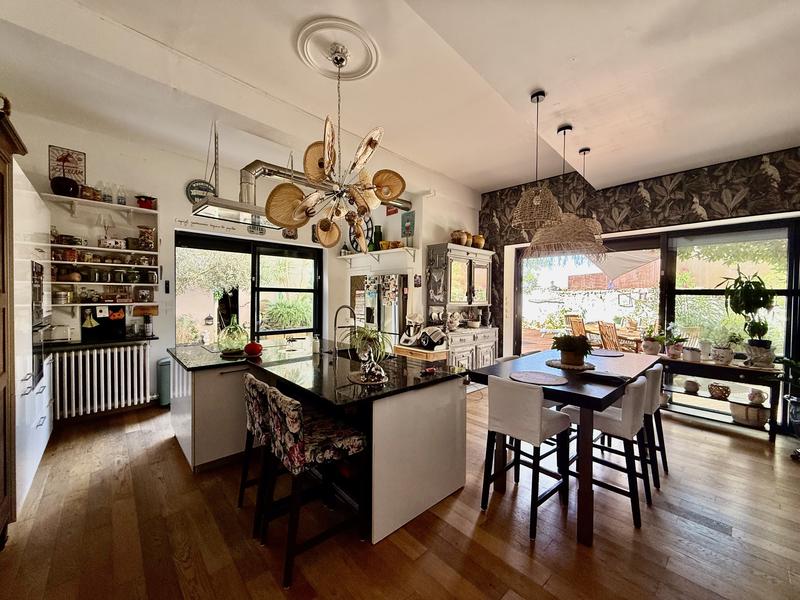 Maison bourgeoise - 290 m² - 7 pièces