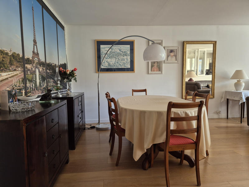 Appartement - 102 m² - 5 pièces