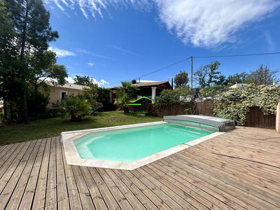 Maison - 180 m² - 5 pièces