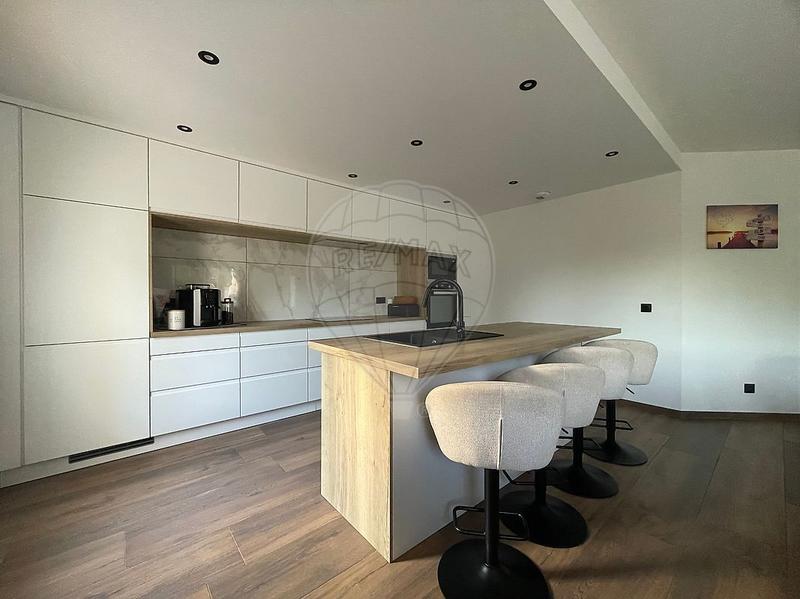 Maison - 107 m² - 5 pièces