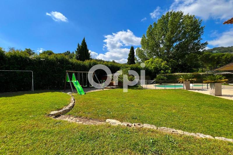 Villa - 140 m² - 5 pièces