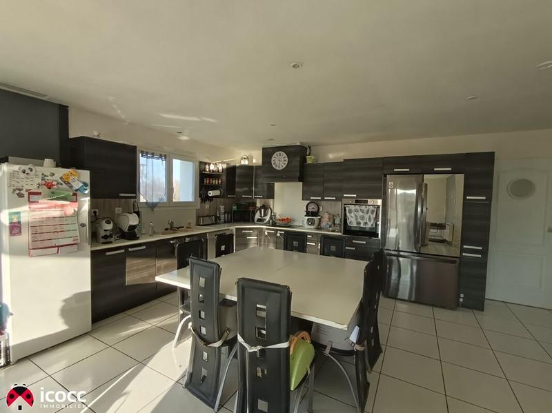 Maison - 128 m² - 7 pièces