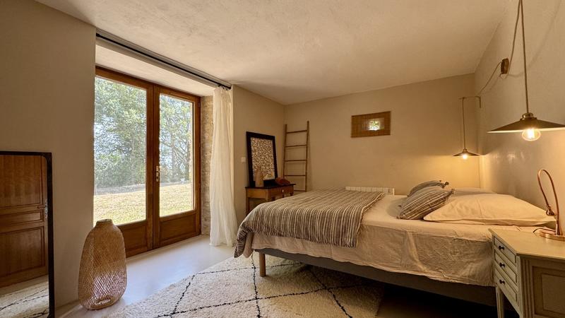 Corps de ferme - 250 m² - 11 pièces