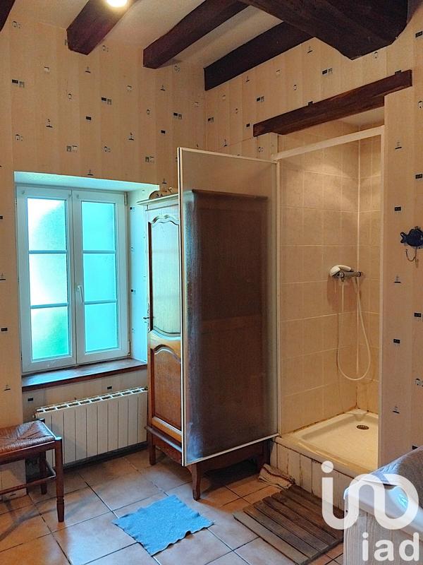 Maison - 227 m² - 7 pièces