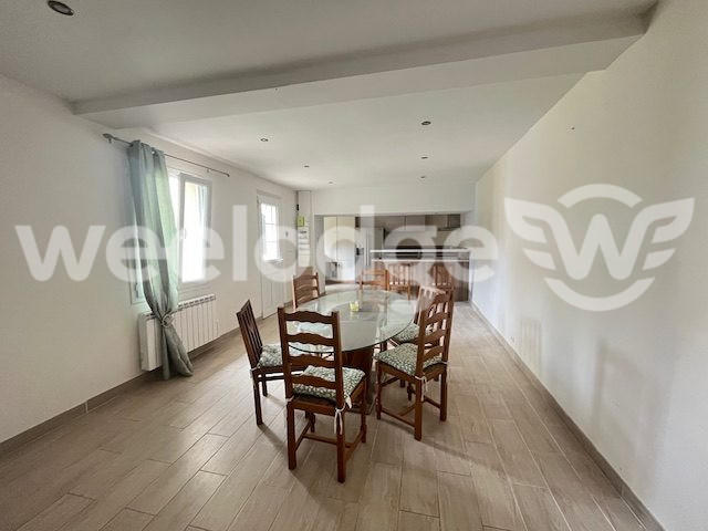 Maison - 100 m² - 6 pièces