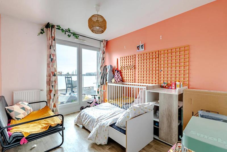 Appartement - 84 m² - 4 pièces