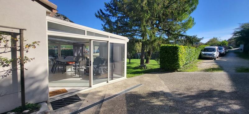 Maison - 102 m² - 6 pièces