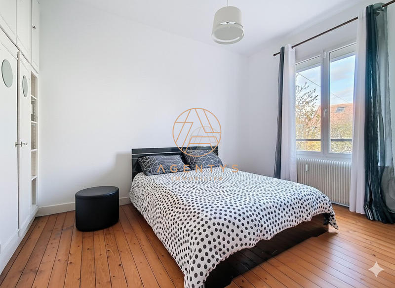 Maison - 105 m² - 5 pièces