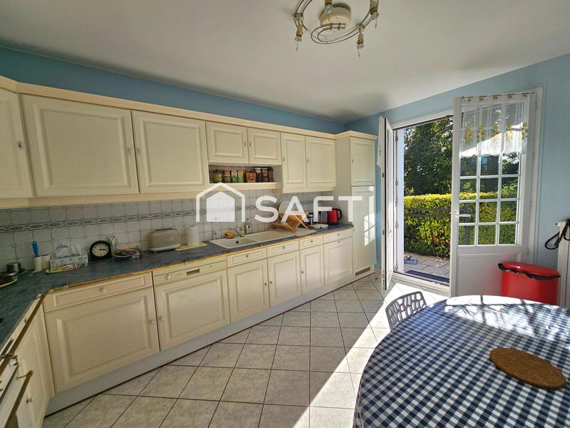 Maison - 165 m² - 6 pièces