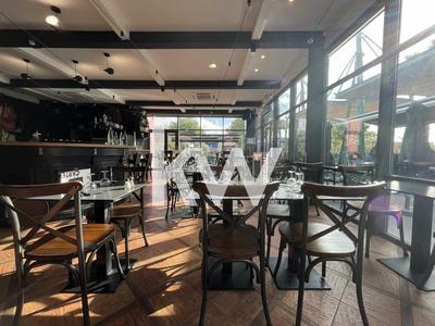 Fonds de commerce - Magasins - 200 m²