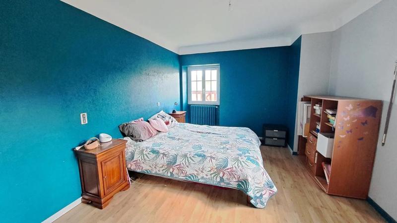 Demeure - 175 m² - 6 pièces