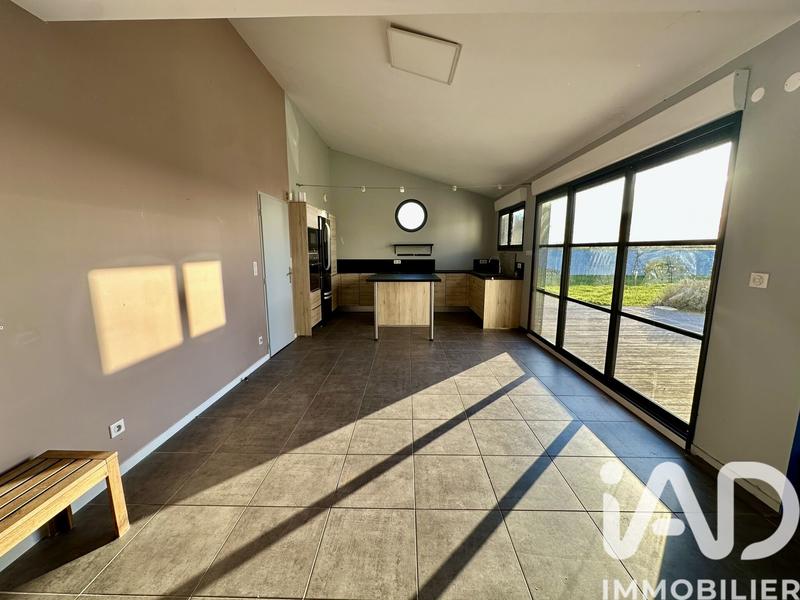 Maison - 112 m² - 4 pièces