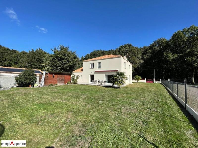 Pavillon - 176 m² - 4 pièces