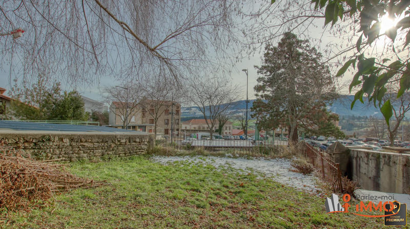 Appartement - 100 m² - 5 pièces