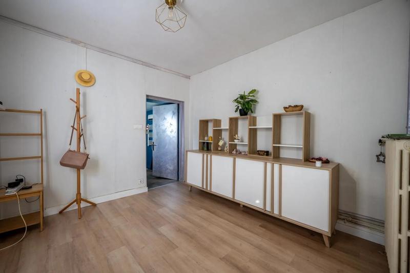 Maison - 85 m² - 5 pièces