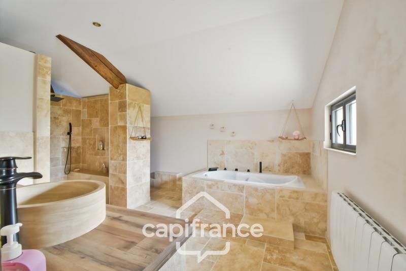 Maison - 164 m² - 5 pièces