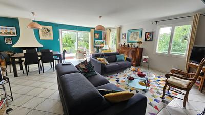 Maison - 147 m² - 5 pièces