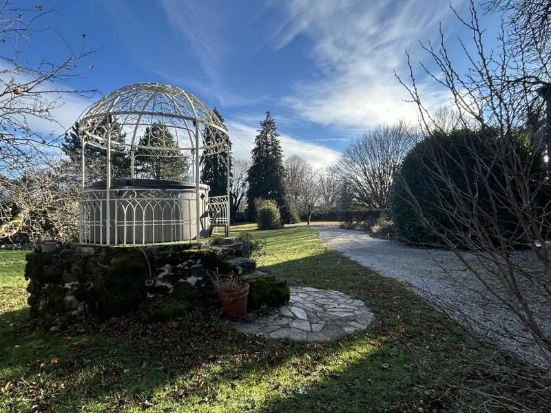 Manoir - 423 m² - 14 pièces