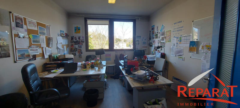 Bureau - 186 m²