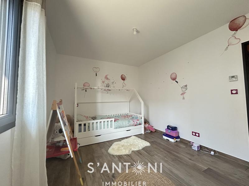 Maison - 97 m² - 4 pièces