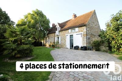 Maison - 210 m² - 7 pièces