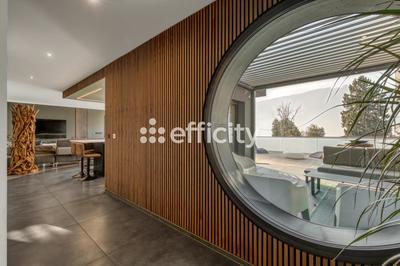 Maison d'architecte - 242 m² - 8 pièces