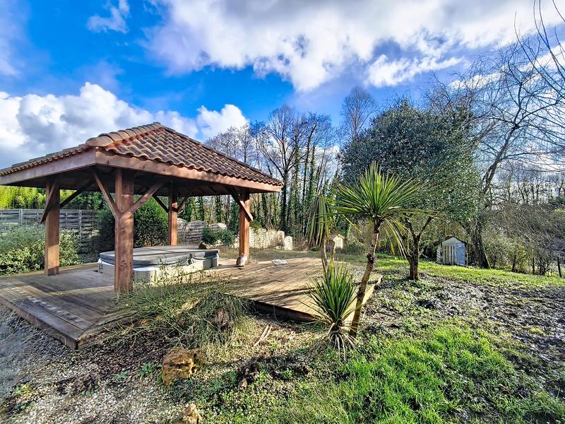 Maison - 175 m² - 6 pièces