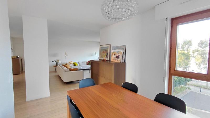 Appartement - 145 m² - 6 pièces