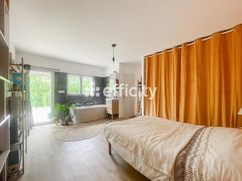 Maison - 130 m² - 6 pièces