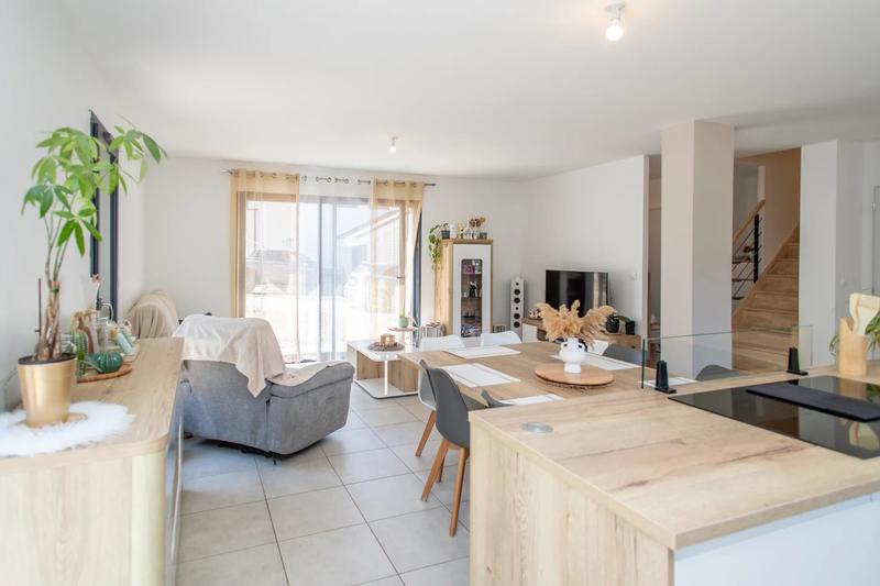 Maison - 126 m² - 5 pièces