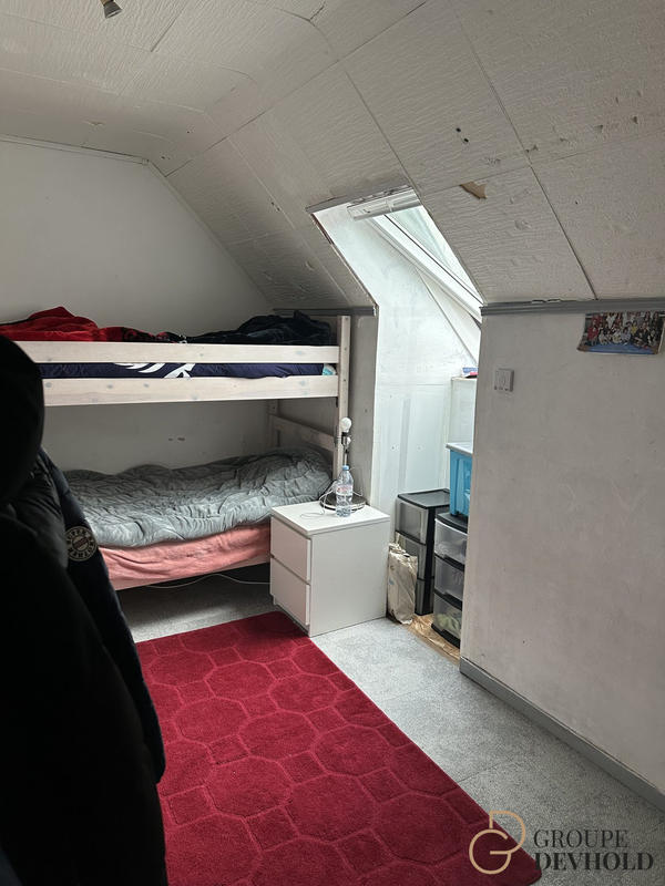 Maison - 92 m² - 5 pièces