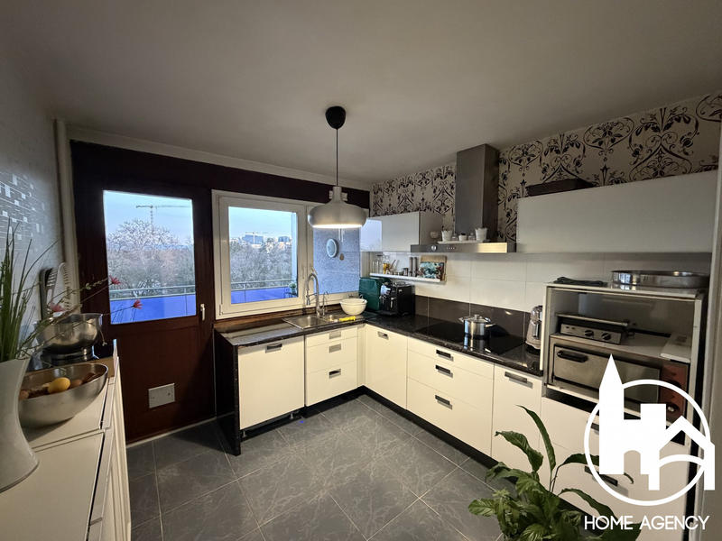 Appartement - 87 m² - 4 pièces