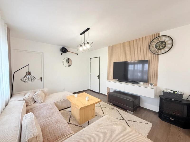 Appartement - 90 m² - 3 pièces