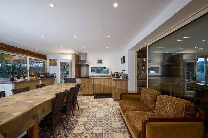 Appartement - 104 m² - 3 pièces