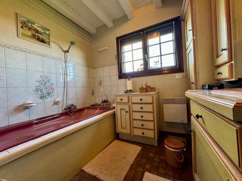 Maison - 172 m² - 5 pièces