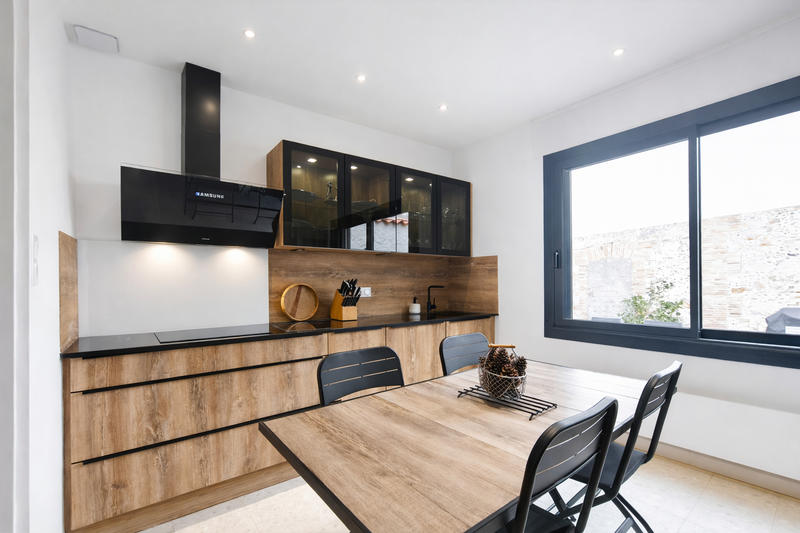 Maison - 137 m² - 4 pièces