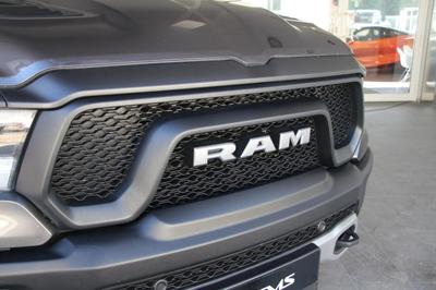 Dodge Ram 1500 5.7 V8 395 Flexfuel Hemi Crew Cab Rebel