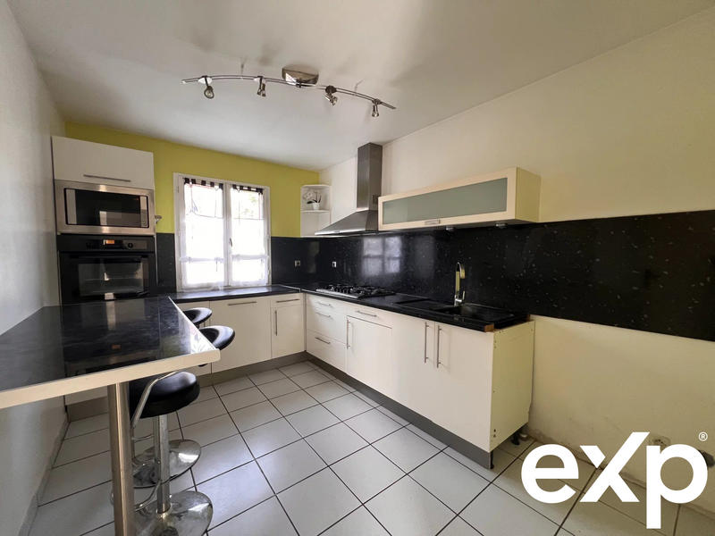 Maison - 84 m² - 5 pièces