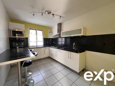 Maison - 84 m² - 5 pièces