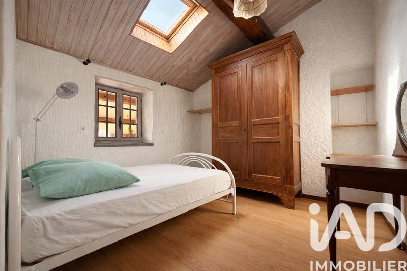 Maison - 179 m² - 7 pièces