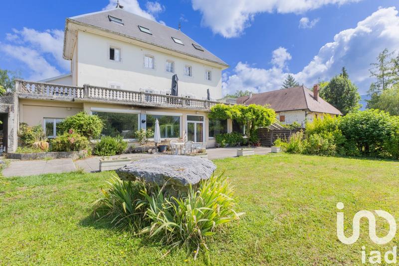 Appartement - 174 m² - 5 pièces