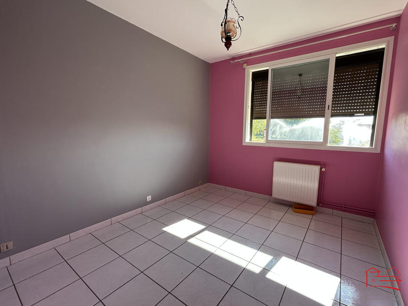 Maison - 93 m² - 4 pièces