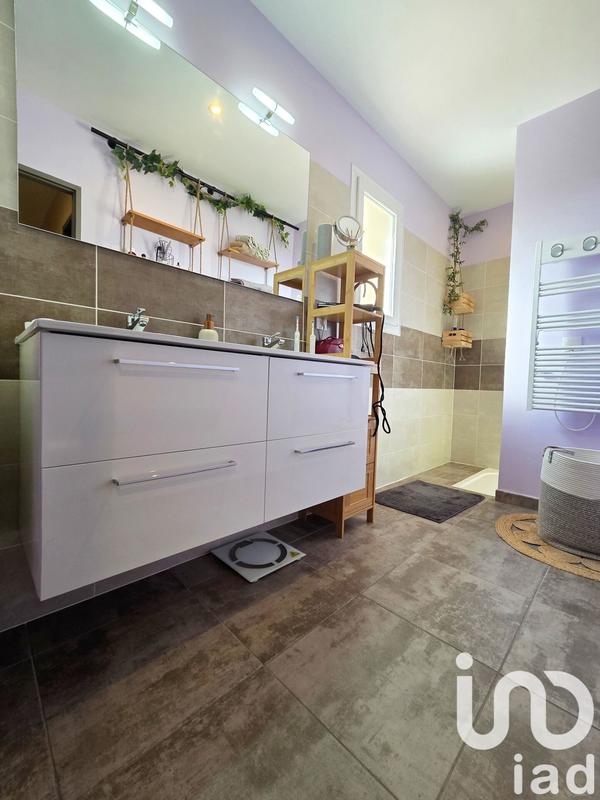 Maison - 96 m² - 4 pièces