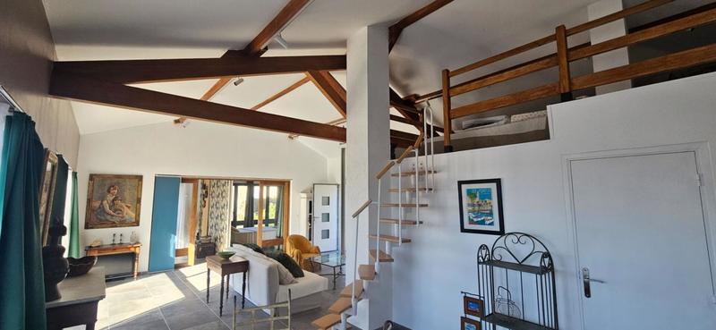 Maison - 195 m² - 8 pièces