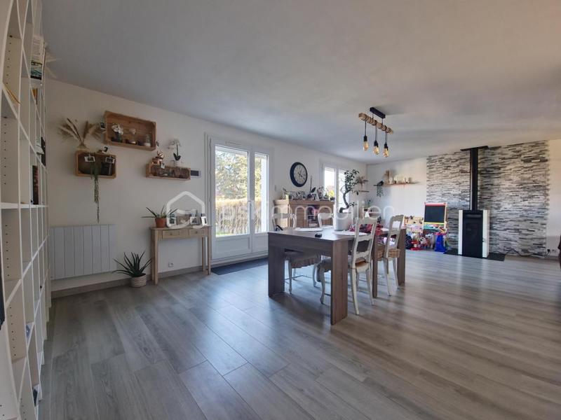 Maison traditionnelle - 164 m² - 6 pièces