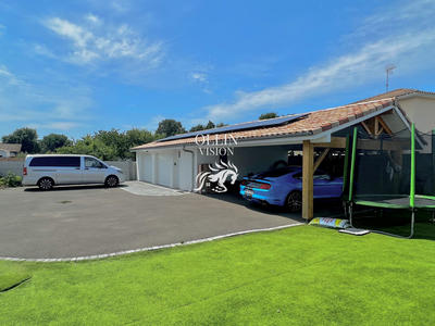 Maison - 180 m² - 6 pièces