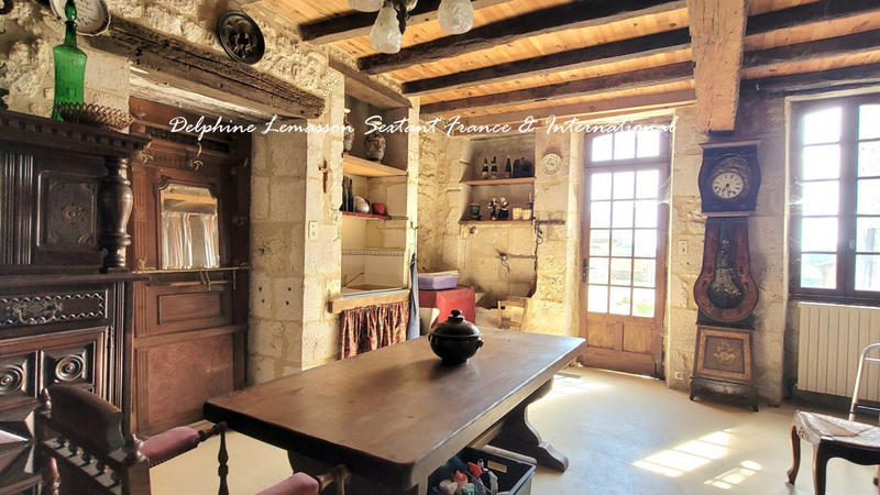 Maison - 435 m² - 13 pièces