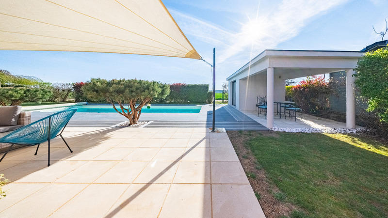 Maison - 174 m² - 6 pièces