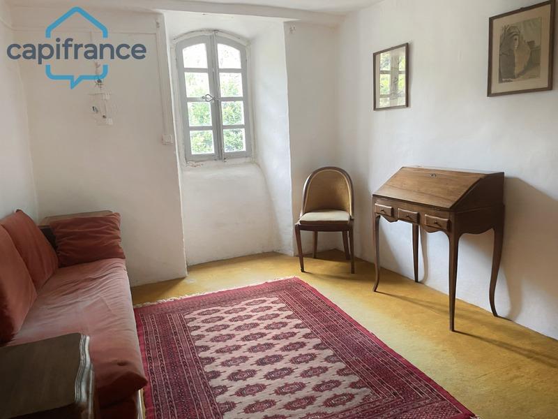 Mas - 500 m² - 11 pièces