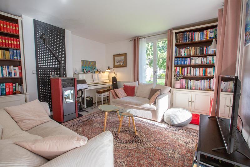 Appartement - 99 m² - 5 pièces